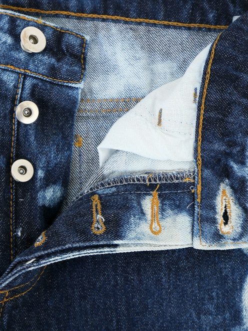 Свободные джинсы из вареного денима - Деталь1