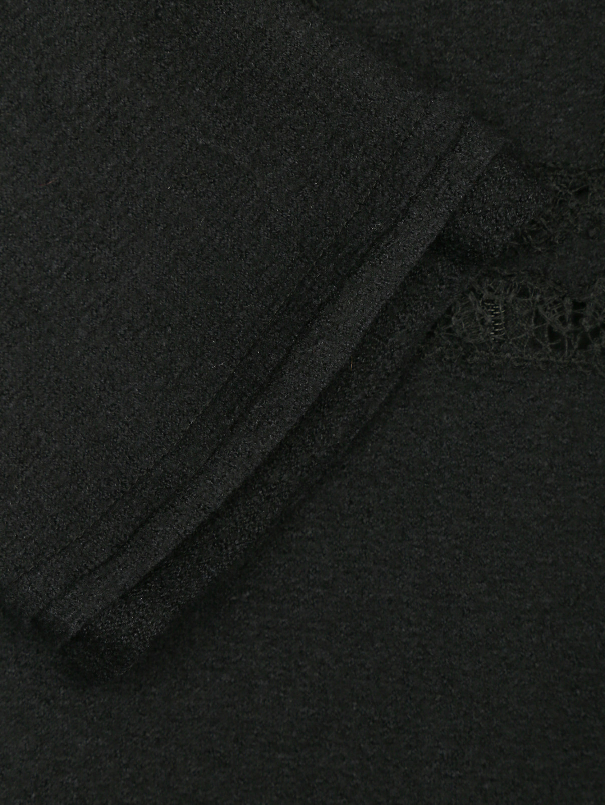 Платье из шерсти и шелка с кружевной отделкой Ermanno Scervino  –  Деталь  – Цвет:  Черный
